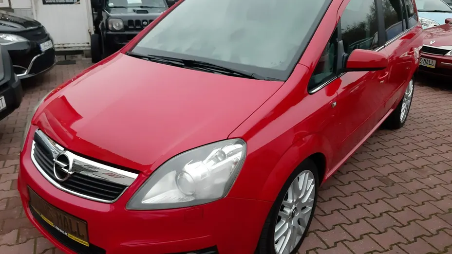 OPEL Zafira -
