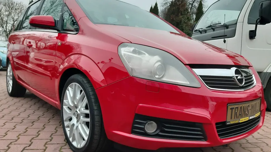 OPEL Zafira -