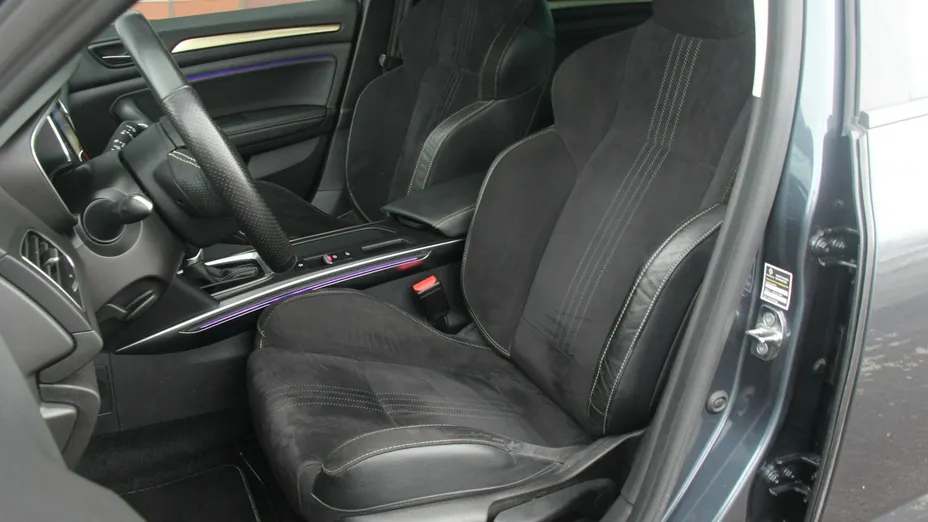 RENAULT Megane -