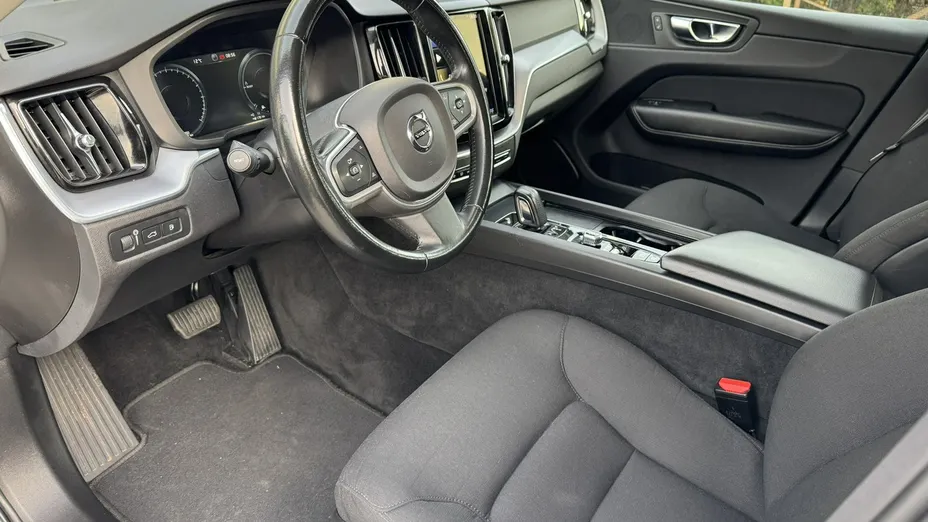 VOLVO XC60 -
