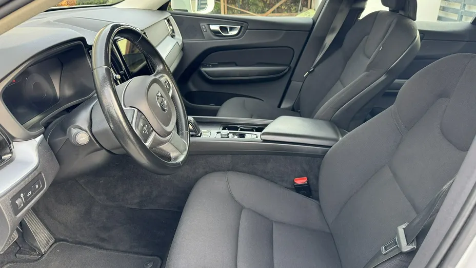 VOLVO XC60 -