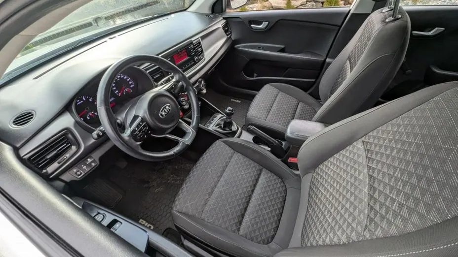 KIA Rio -