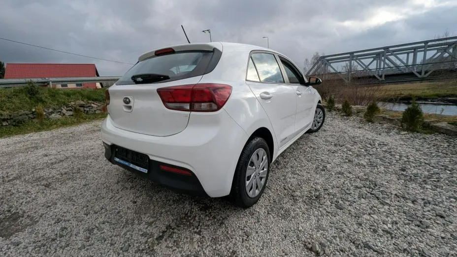 KIA Rio -