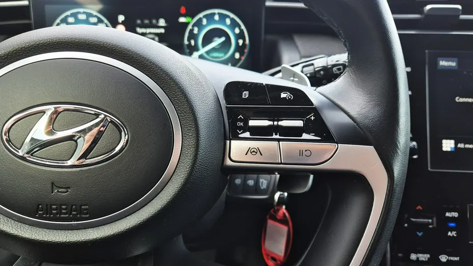 HYUNDAI Tucson -