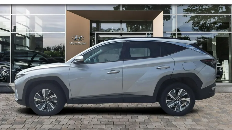 HYUNDAI Tucson -