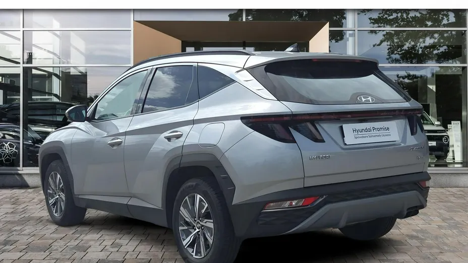 HYUNDAI Tucson -