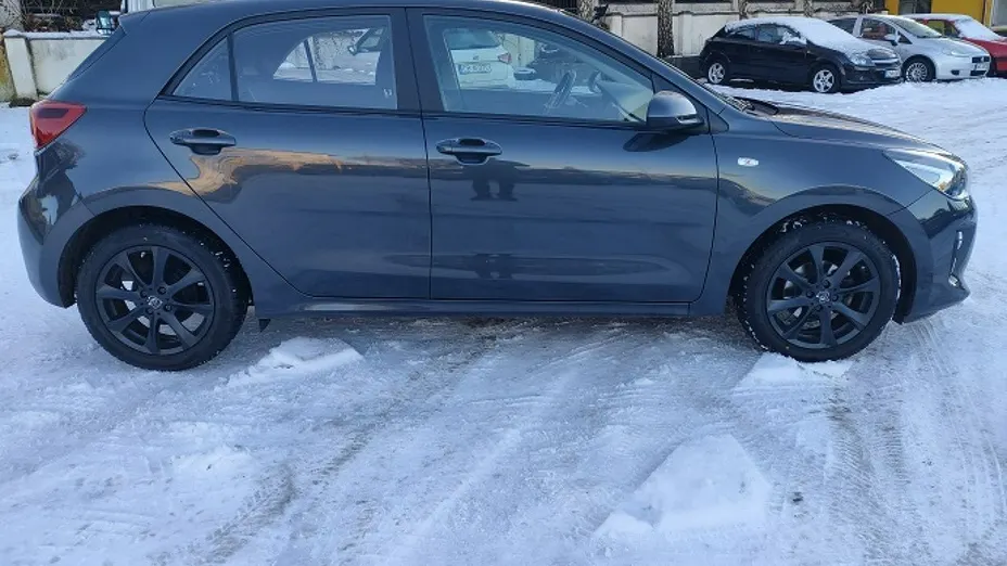 KIA Rio -