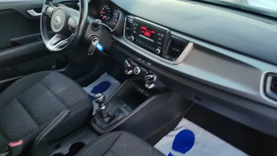 KIA Rio -