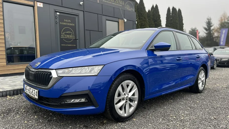 SKODA Octavia -
