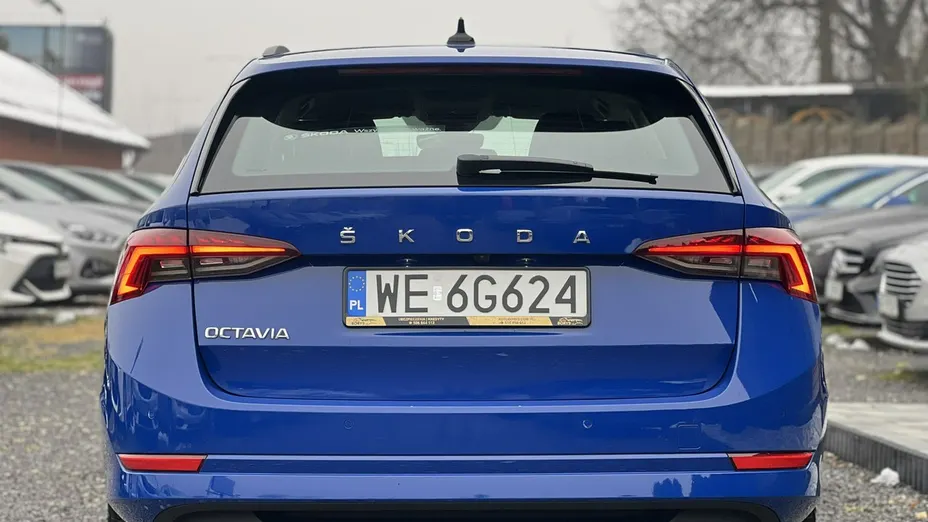 SKODA Octavia -