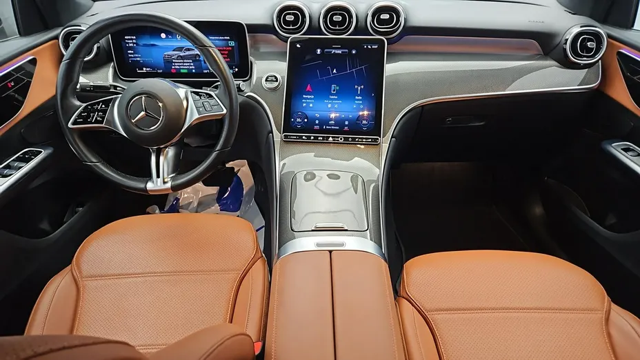 MERCEDES-BENZ GLC -