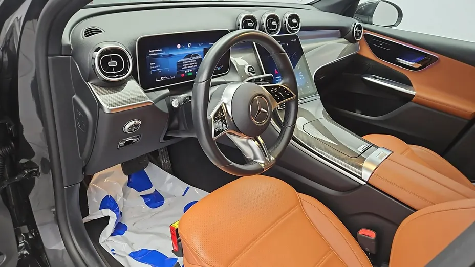 MERCEDES-BENZ GLC -