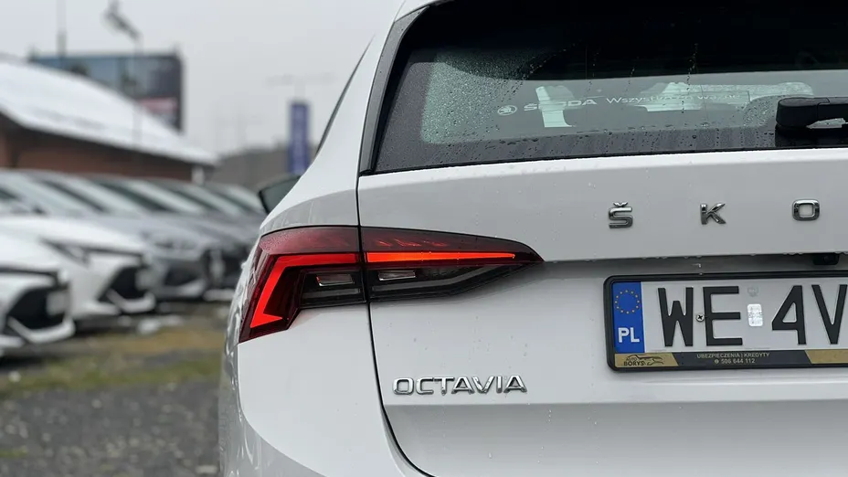 SKODA Octavia -