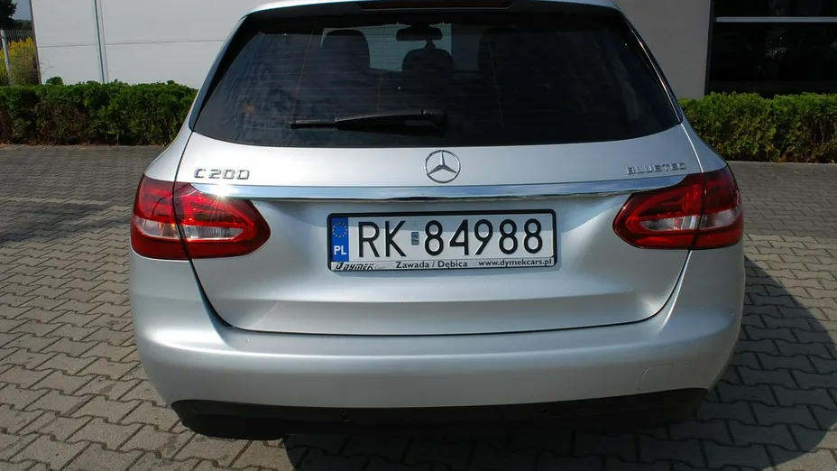 MERCEDES-BENZ C Klasa -
