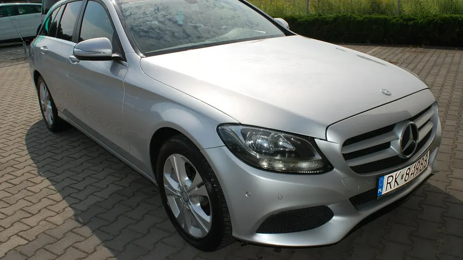 MERCEDES-BENZ C Klasa -