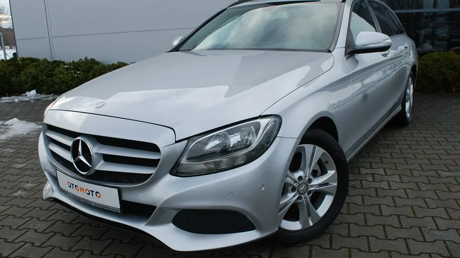 MERCEDES-BENZ C Klasa -