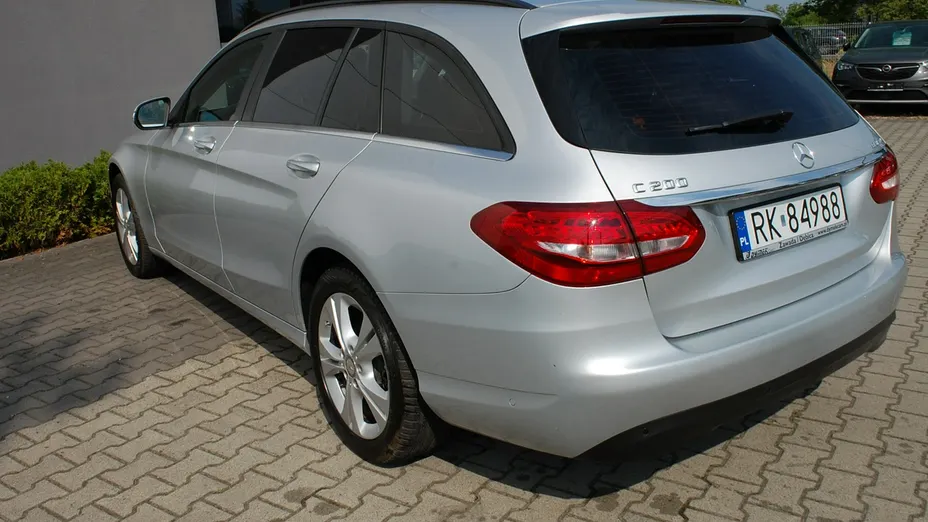 MERCEDES-BENZ C Klasa -