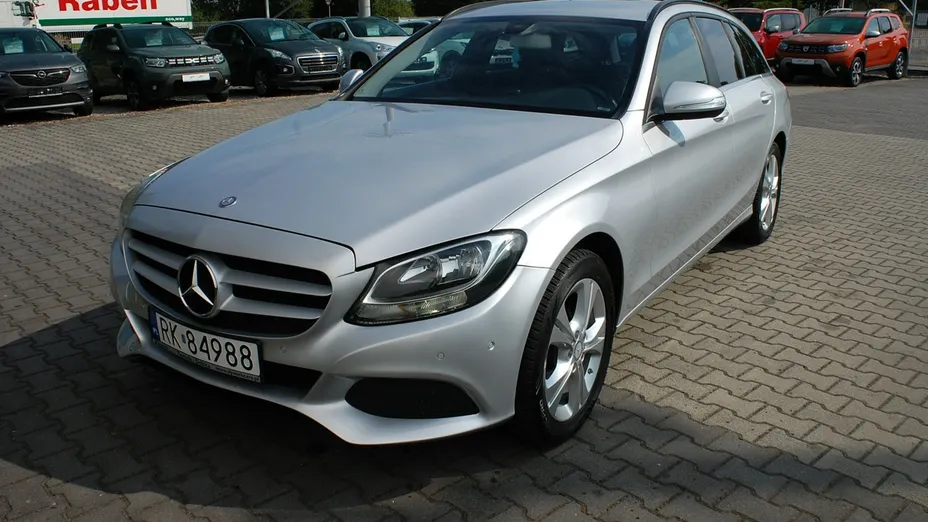 MERCEDES-BENZ C Klasa -
