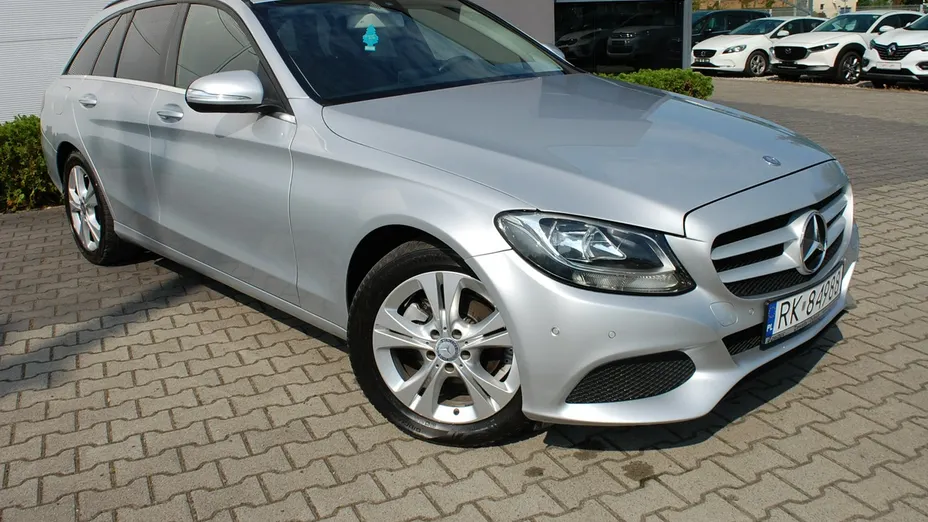 MERCEDES-BENZ C Klasa -