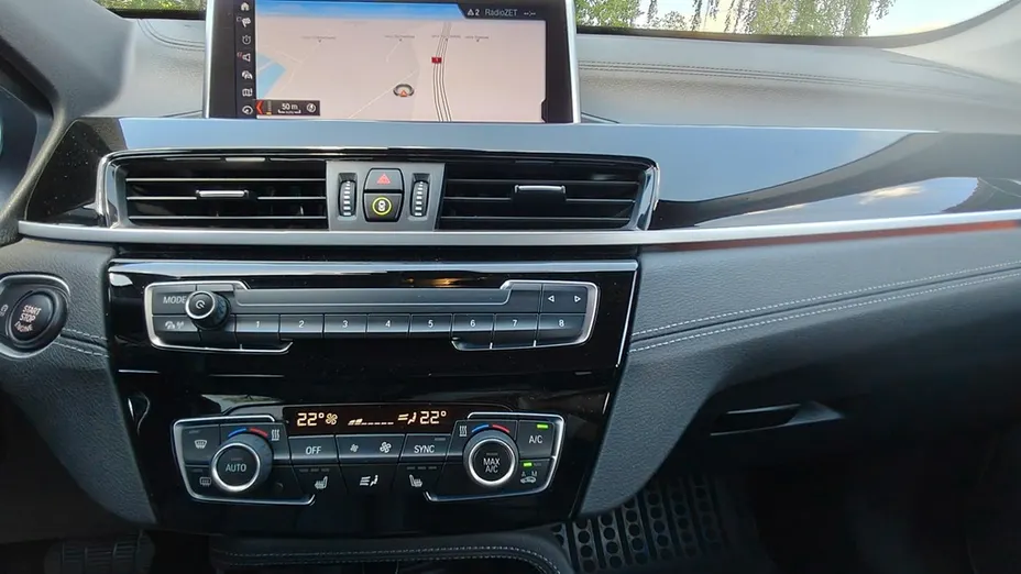 BMW X1 -