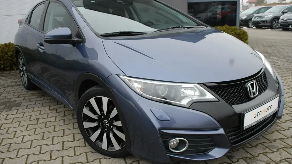 HONDA Civic -