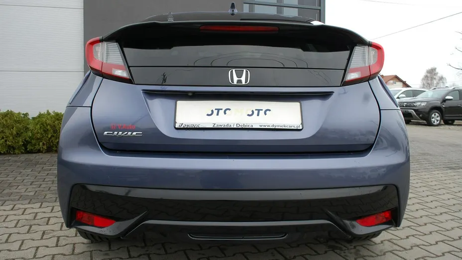 HONDA Civic -