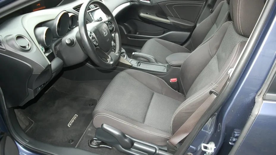 HONDA Civic -