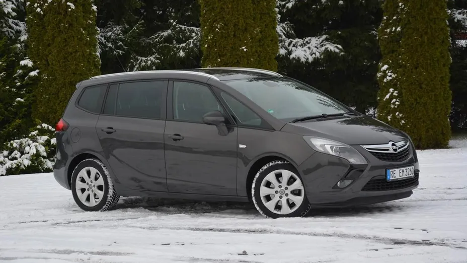 OPEL Zafira -