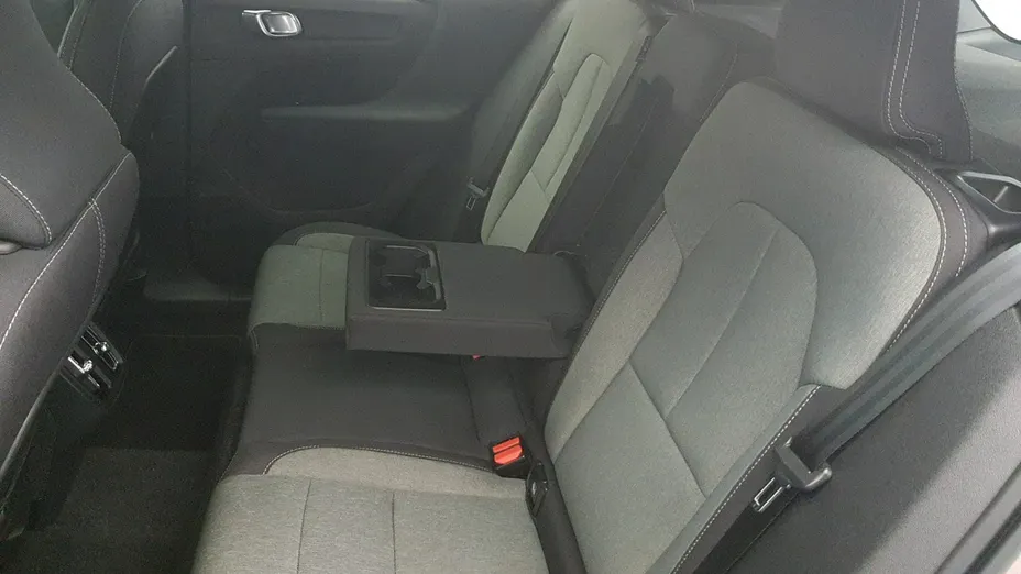 VOLVO XC40 -