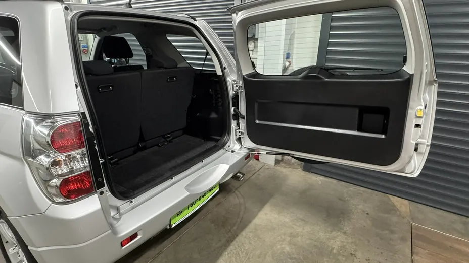 SUZUKI Grand Vitara -