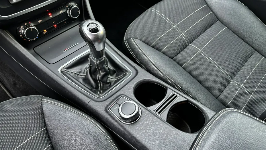 MERCEDES-BENZ A Klasa -