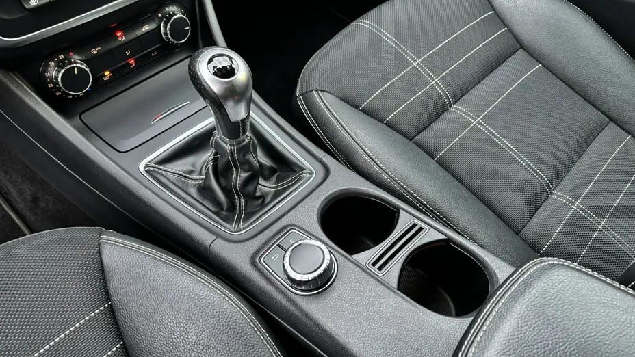 MERCEDES-BENZ A Klasa -