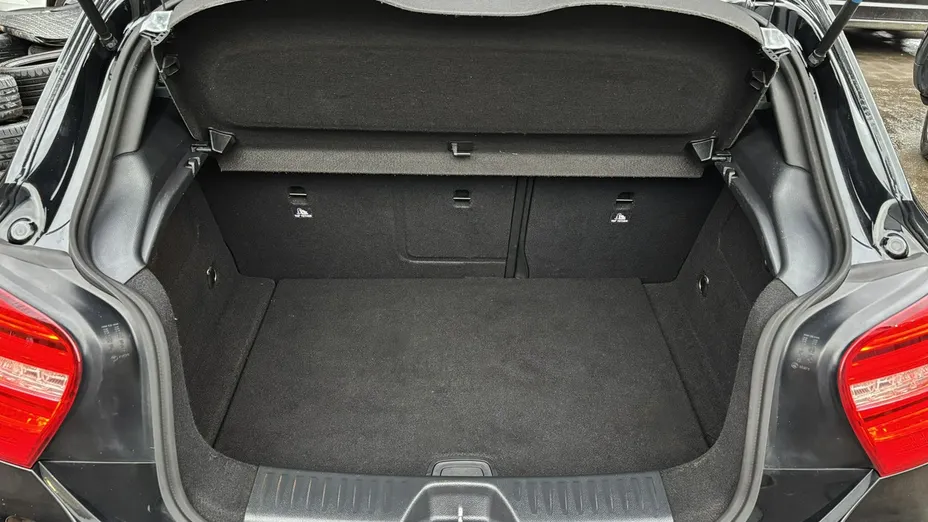 MERCEDES-BENZ A Klasa -