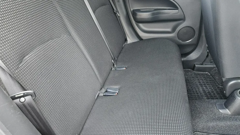 MITSUBISHI Space Star -