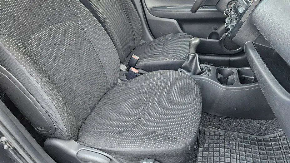 MITSUBISHI Space Star -