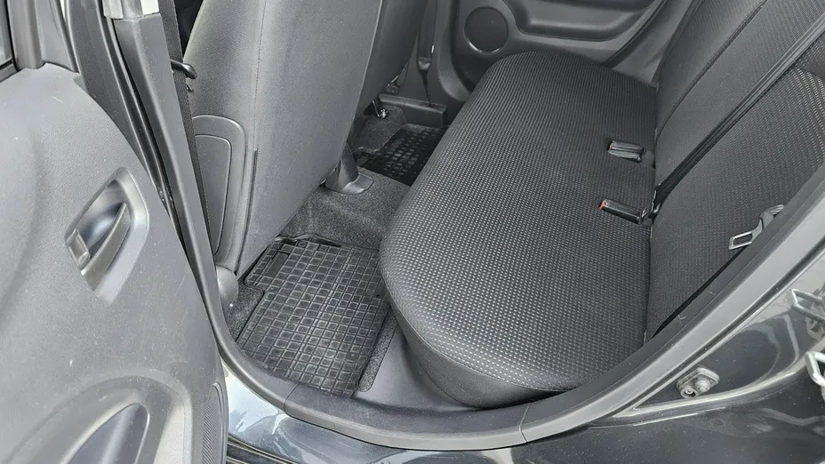 MITSUBISHI Space Star -