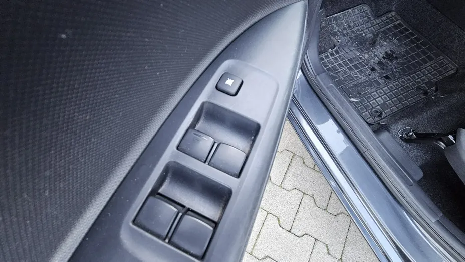 MITSUBISHI Space Star -