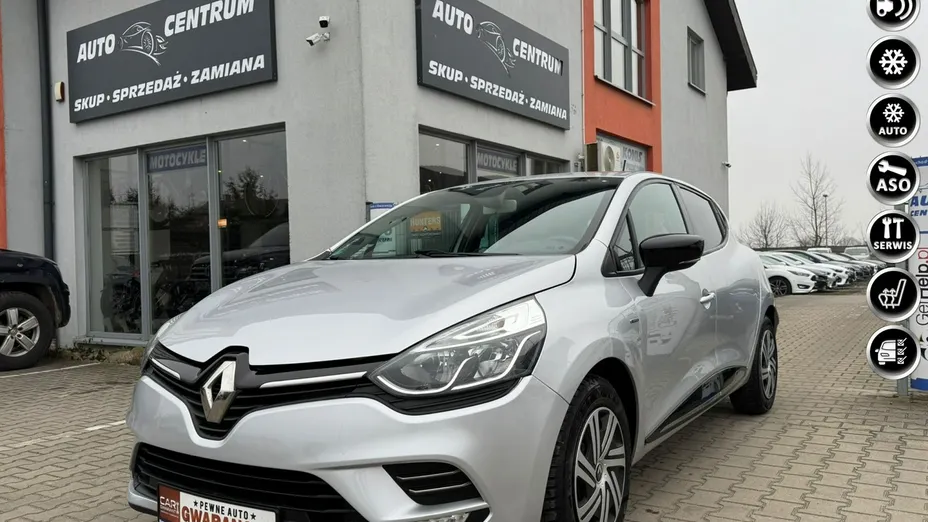 RENAULT Clio -