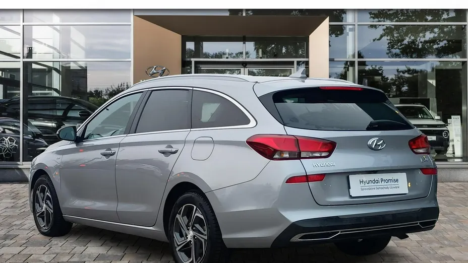 HYUNDAI i30 -