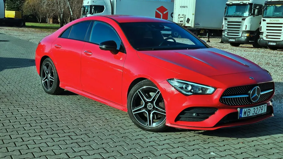 MERCEDES-BENZ CLA -