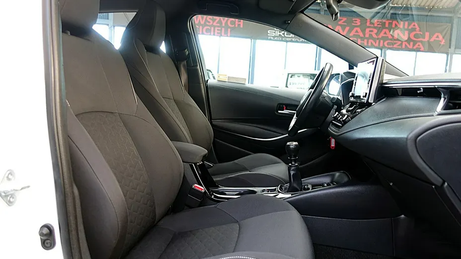 TOYOTA Corolla -
