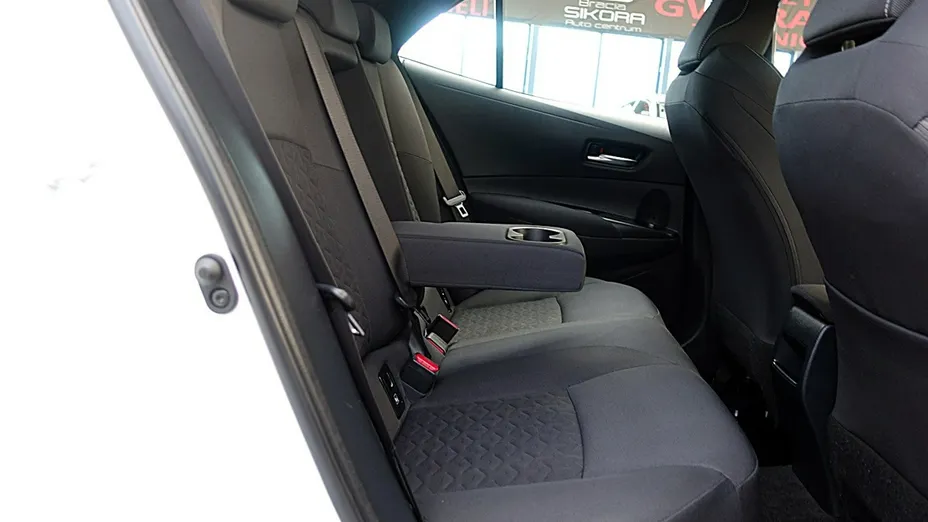 TOYOTA Corolla -