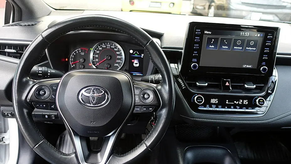 TOYOTA Corolla -