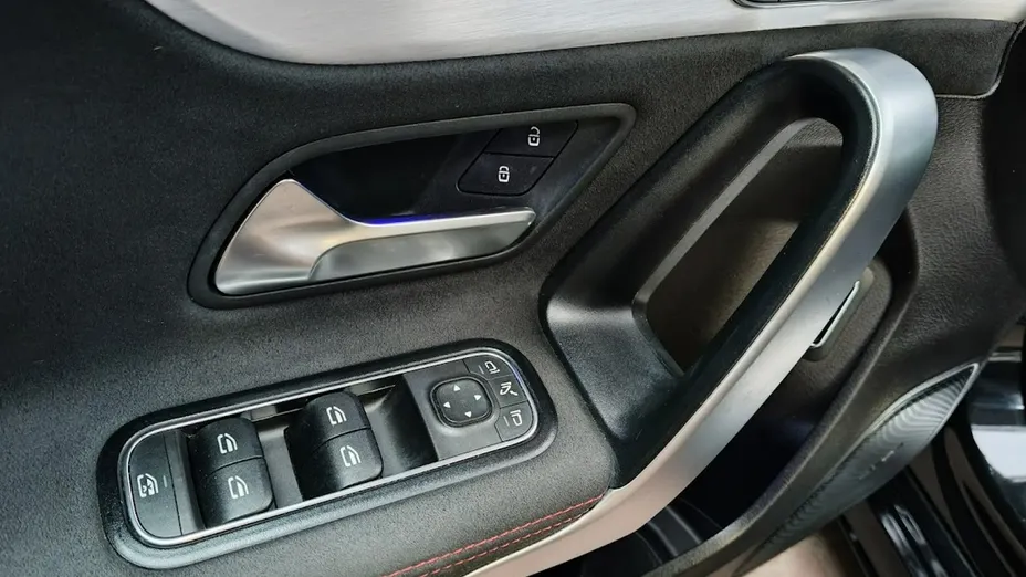 MERCEDES-BENZ A Klasa -