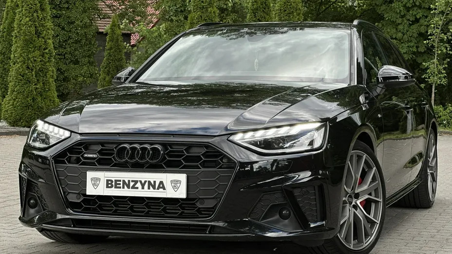 AUDI A4 -