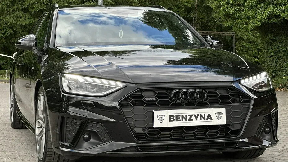 AUDI A4 -