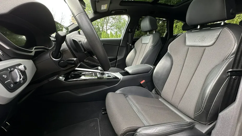 AUDI A4 -