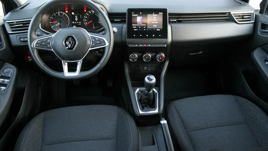 RENAULT Clio -
