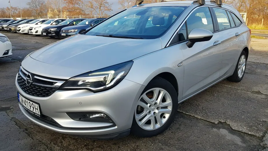 OPEL Astra -