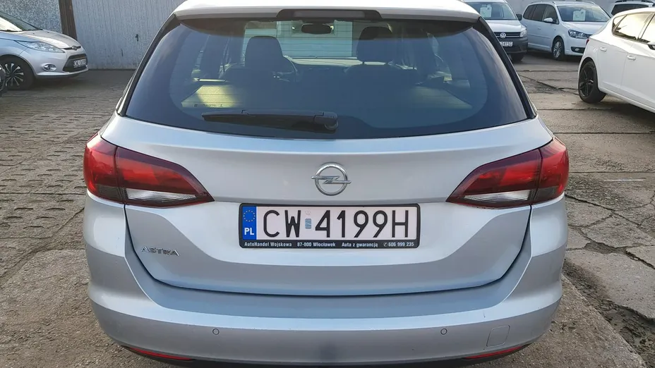 OPEL Astra -